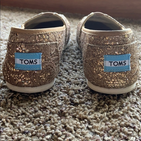 Gold Lace TOMS - Picture 4 of 6